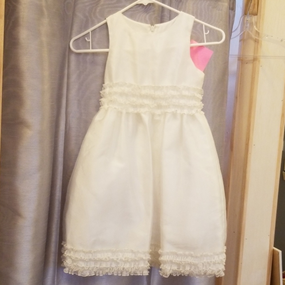 Adorable ruffle flowergirl dress